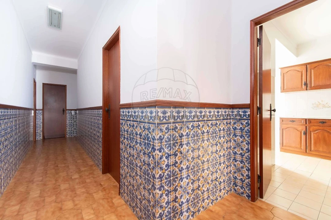 Apartamento T2 para Venda em Rio Maior Foto 3