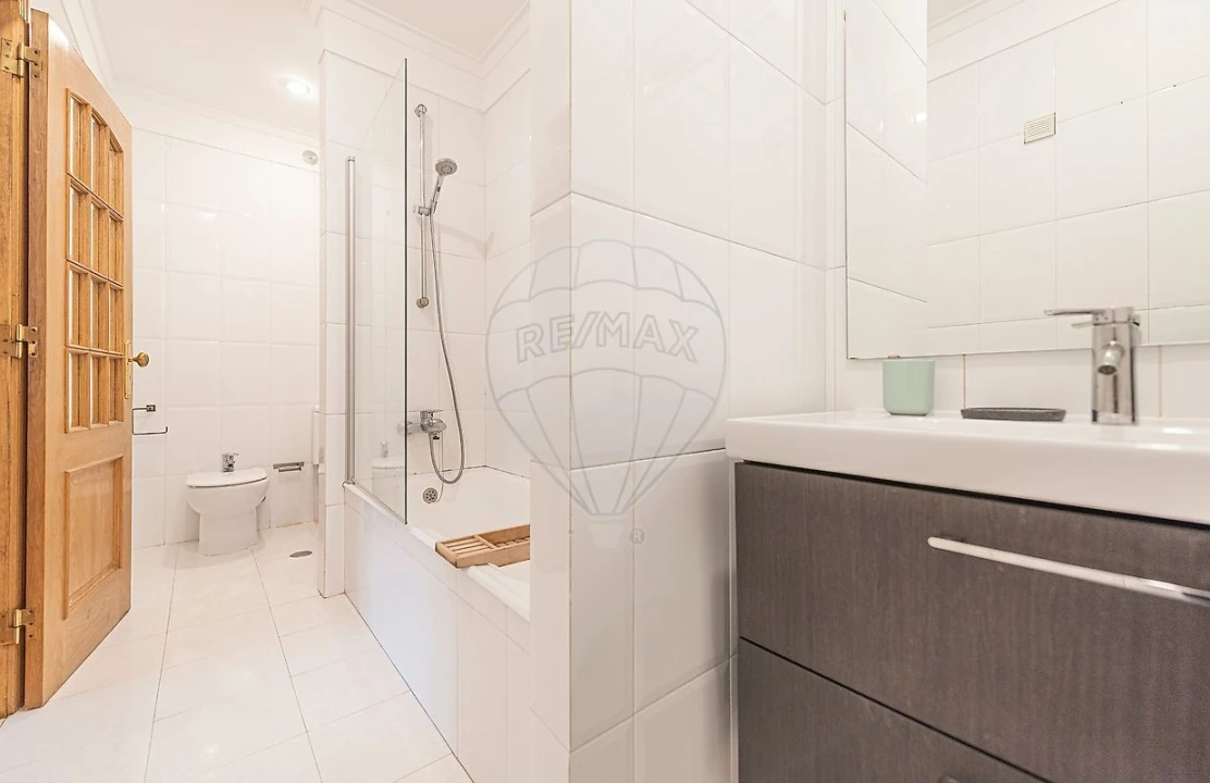 Apartamento T1 para Arrendamento em Avenidas Novas Foto 17