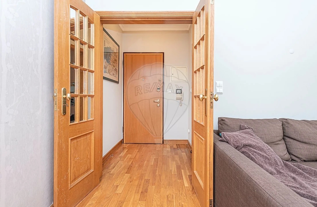 Apartamento T1 para Arrendamento em Avenidas Novas Foto 5