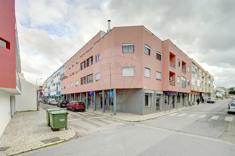 Apartamento T3 para Venda em Alhos Vedros Foto 2