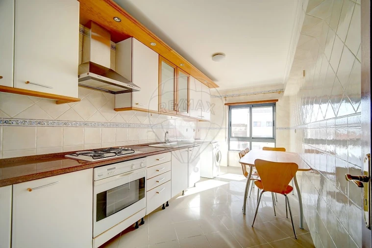 Apartamento T3 para Venda em Alhos Vedros Foto 19