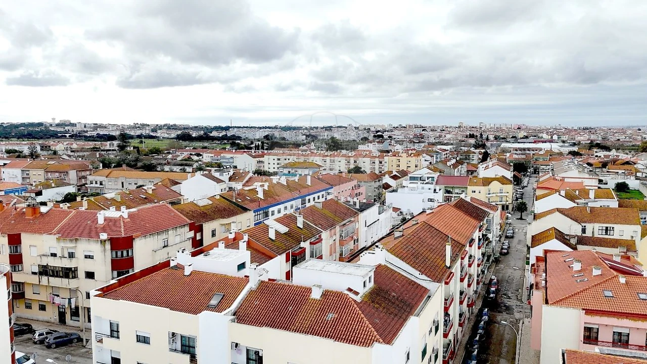 Apartamento T3 para Venda em Alhos Vedros Foto 26