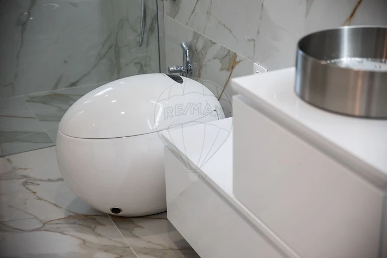 Moradia T4 para Venda em Cardosas Foto 38