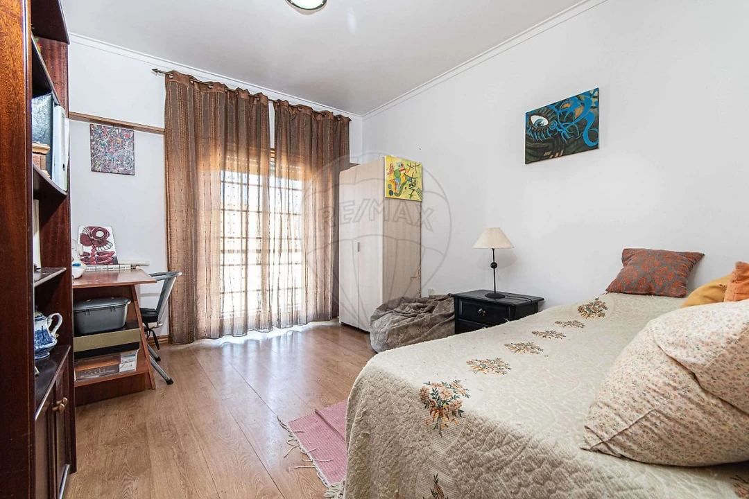 Apartamento T3 para Venda em Carregado e Cadafais Foto 20