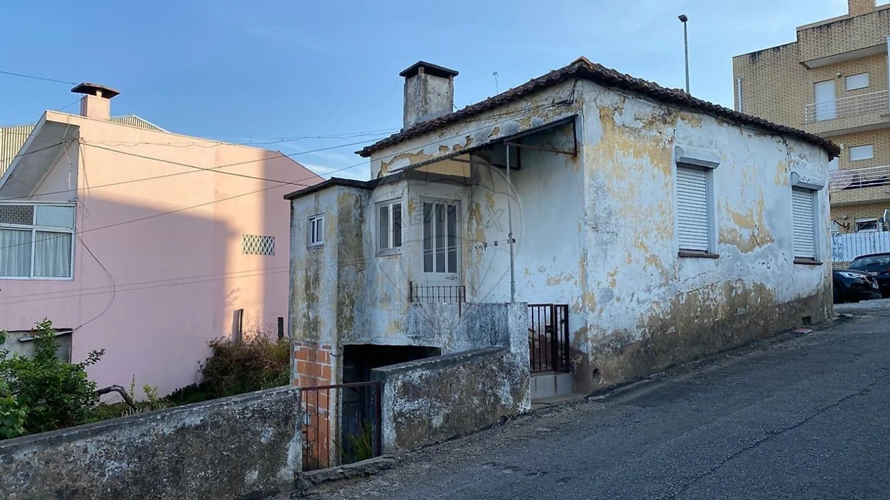 Moradia T3 para Venda em São João da Madeira Foto 3