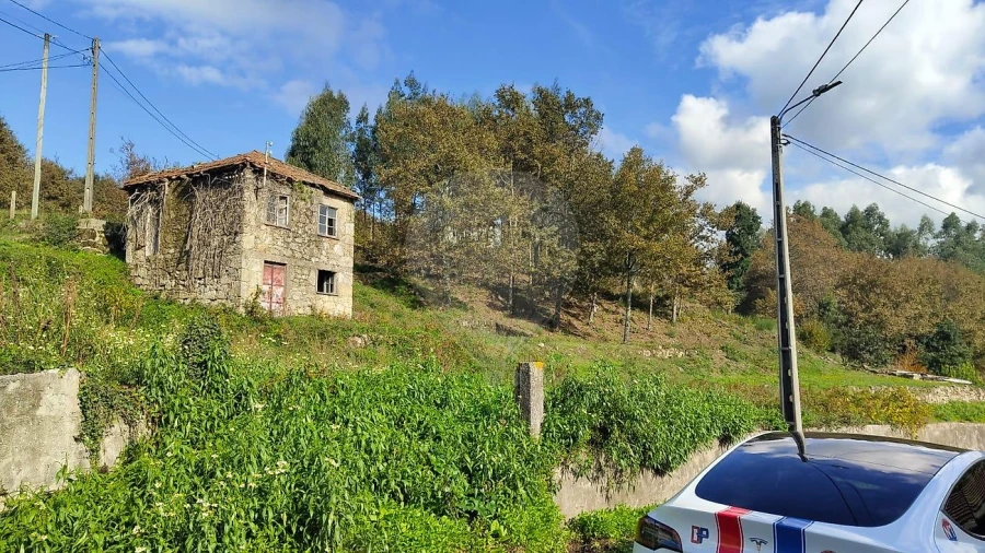 Moradia T2 para Venda em Macieira de Cambra Foto 4