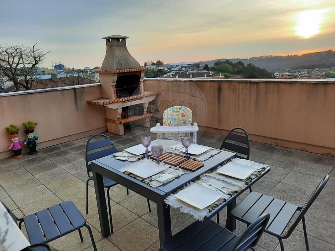 Apartamento T2 para Venda em O. Azeméis, Riba-Ul, Ul, Macinhata Seixa, Madail Foto 1