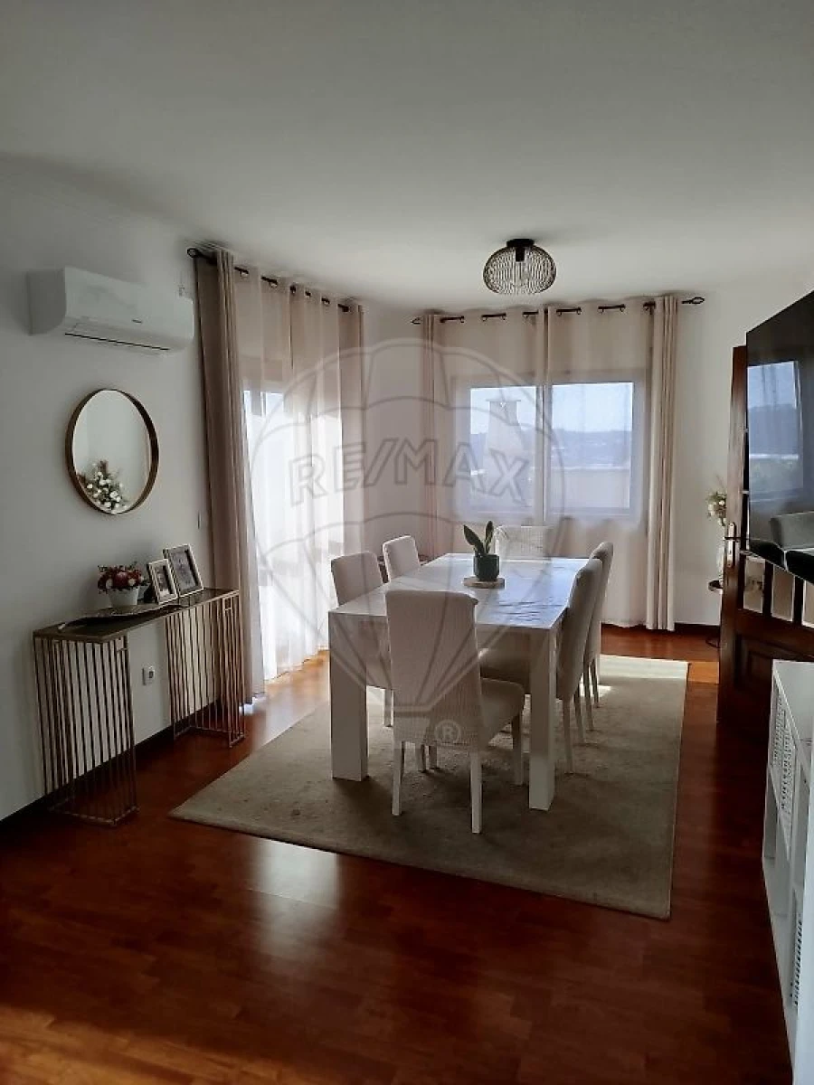 Apartamento T2 para Venda em O. Azeméis, Riba-Ul, Ul, Macinhata Seixa, Madail Foto 6