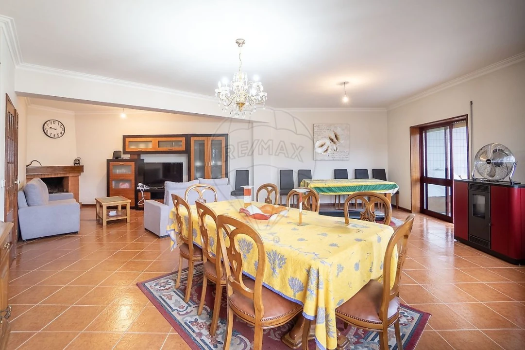 Apartamento T4 para Venda em Ferreiros, Prozelo e Besteiros Foto 40