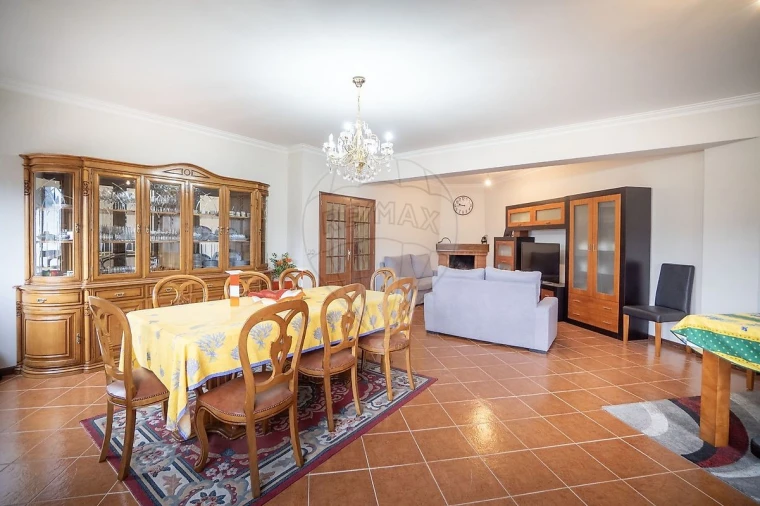 Apartamento T4 para Venda em Ferreiros, Prozelo e Besteiros Foto 2