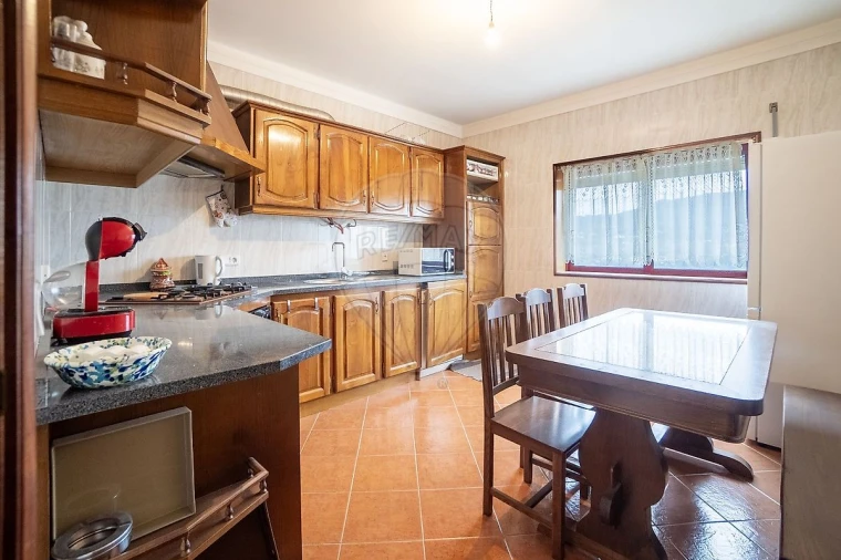 Apartamento T4 para Venda em Ferreiros, Prozelo e Besteiros Foto 29