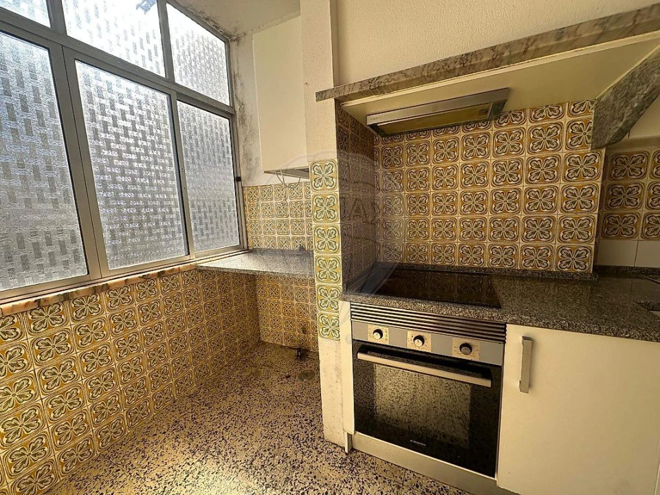 Apartamento T3 para Venda em Rio de Mouro Foto 23
