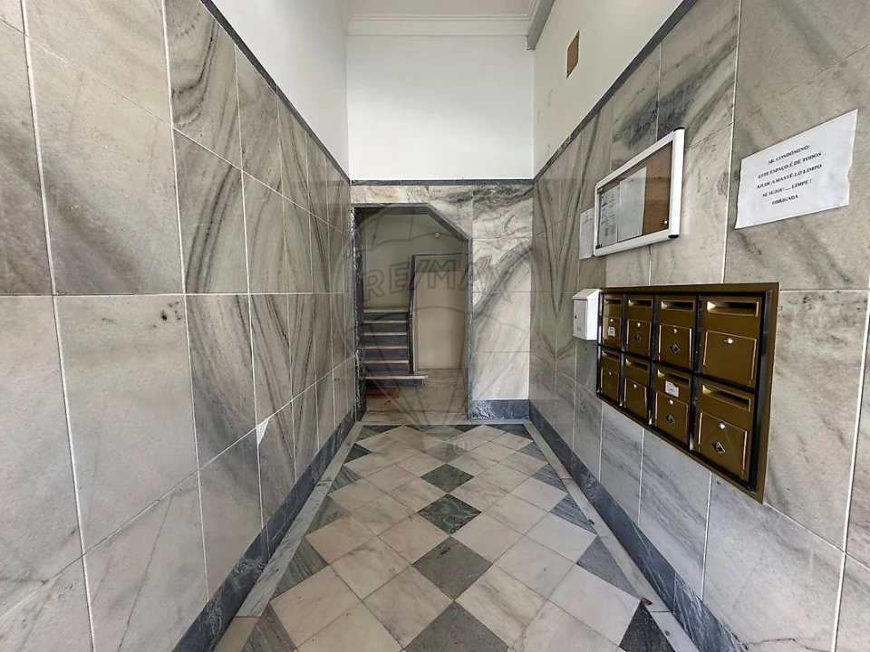 Apartamento T3 para Venda em Rio de Mouro Foto 25