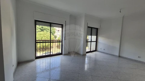 Apartamento T3 para Venda em Rio de Mouro