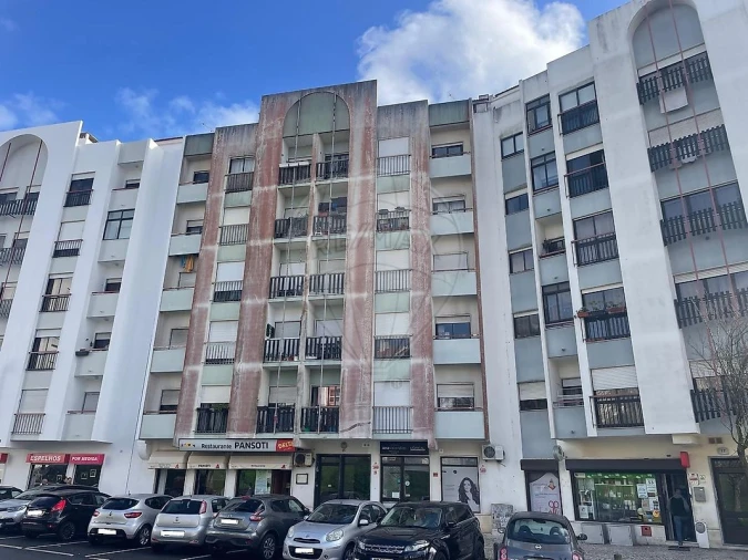 Apartamento T3 para Venda em Rio de Mouro Foto 9