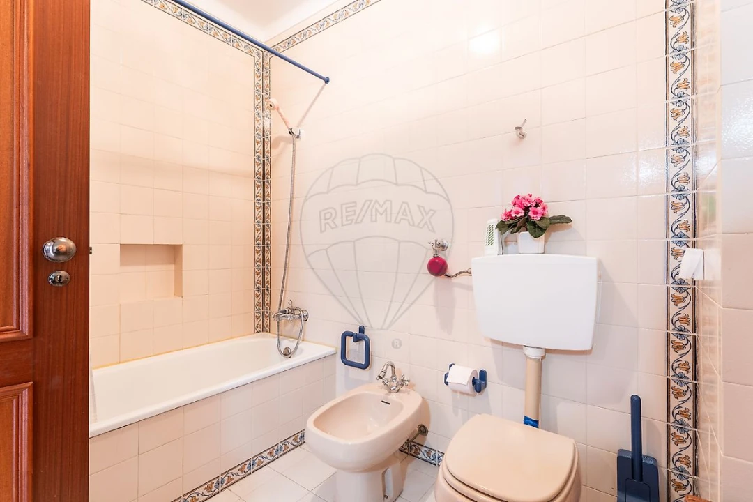 Apartamento T2 para Venda em Vila Nova de Milfontes Foto 16