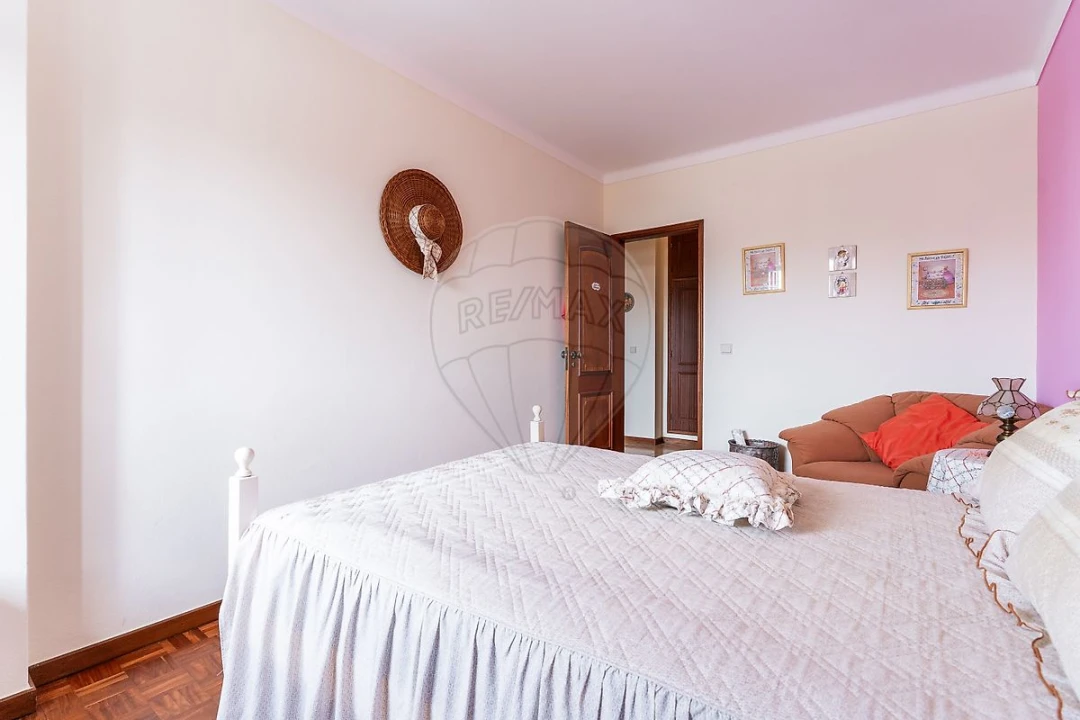 Apartamento T2 para Venda em Vila Nova de Milfontes Foto 12
