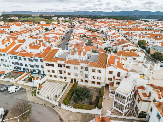Apartamento T2 para Venda em Vila Nova de Milfontes Foto 20