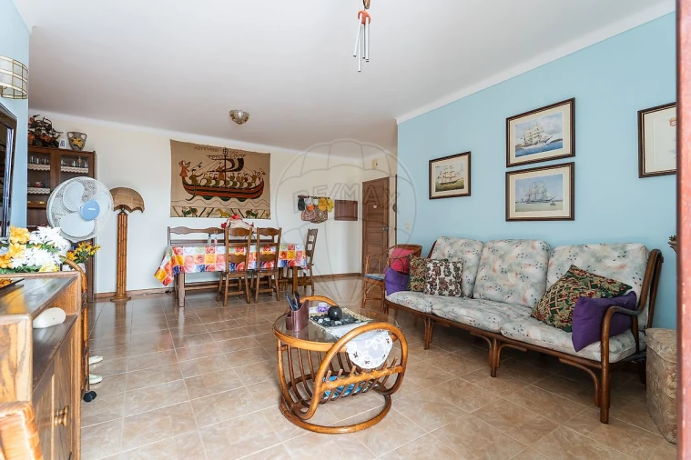 Apartamento T2 para Venda em Vila Nova de Milfontes Foto 4