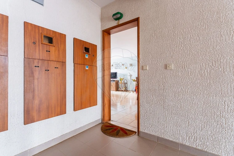 Apartamento T2 para Venda em Vila Nova de Milfontes Foto 2