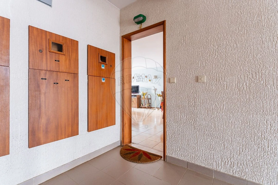 Apartamento T2 para Venda em Vila Nova de Milfontes Foto 2