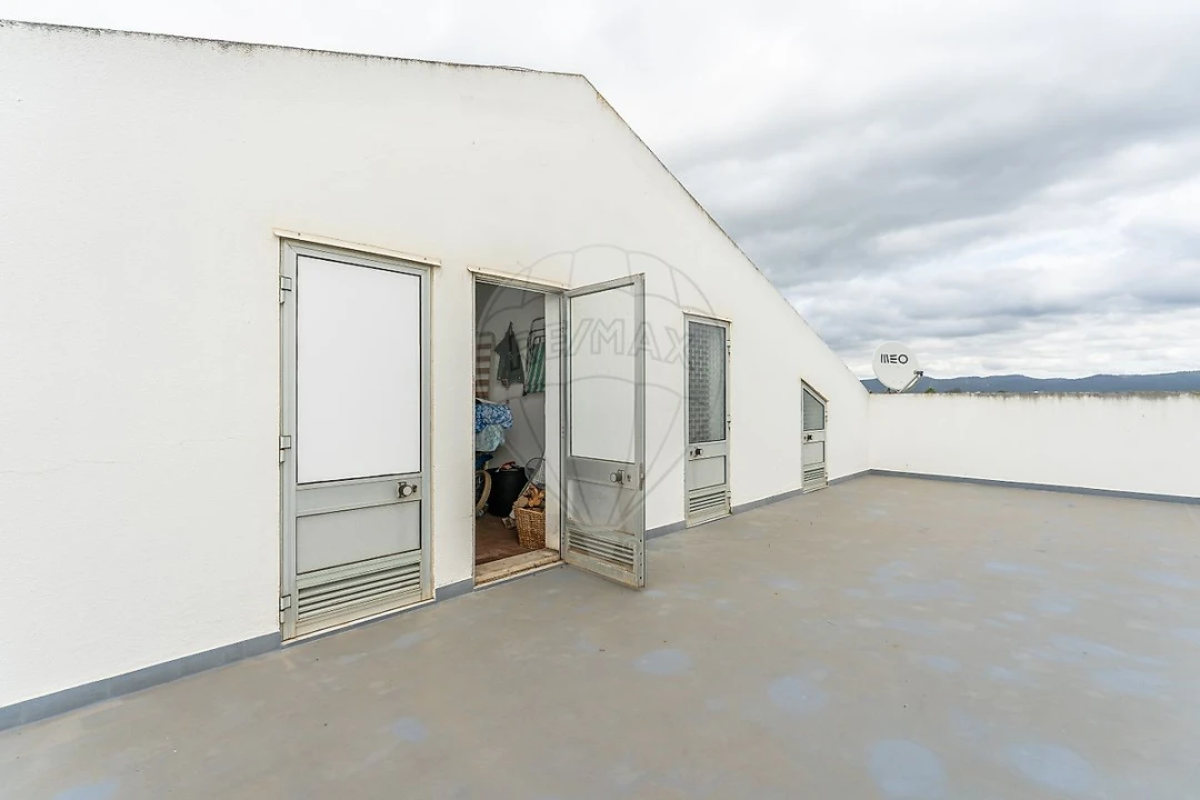 Apartamento T2 para Venda em Vila Nova de Milfontes Foto 18