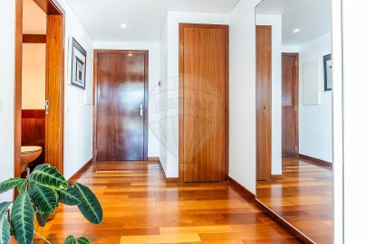 Apartamento T1 para Arrendamento em Parque das Nações