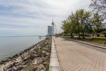 Apartamento T1 para Arrendamento em Parque das Nações