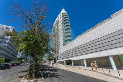 Apartamento T1 para Arrendamento em Parque das Nações