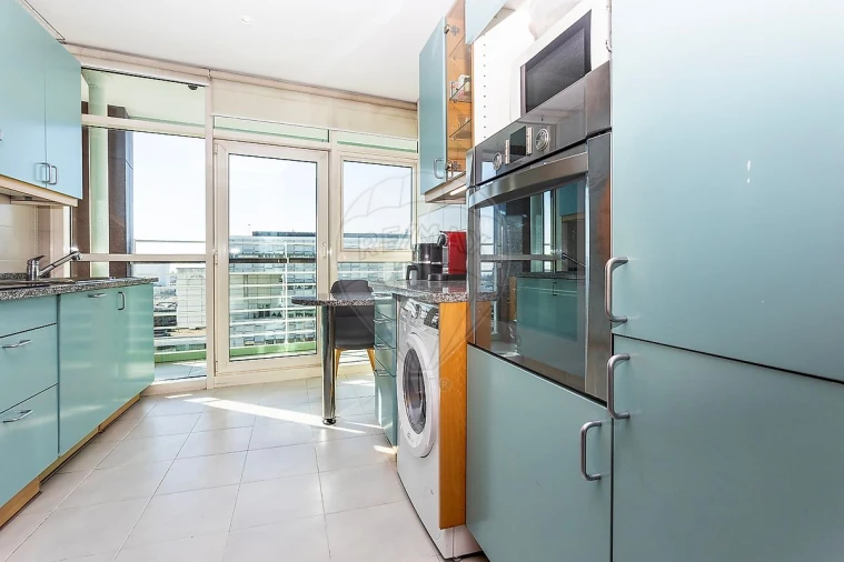Apartamento T1 para Arrendamento em Parque das Nações Foto 20
