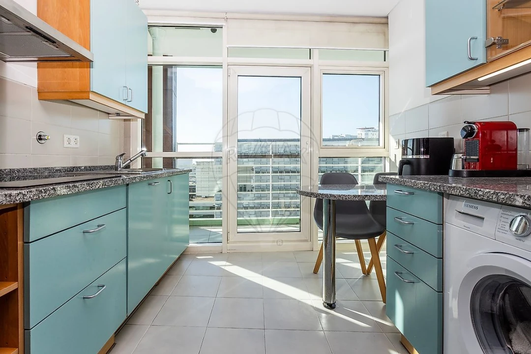 Apartamento T1 para Arrendamento em Parque das Nações Foto 21