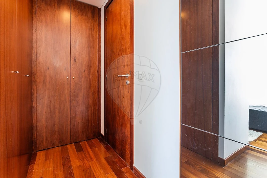 Apartamento T1 para Arrendamento em Parque das Nações Foto 18