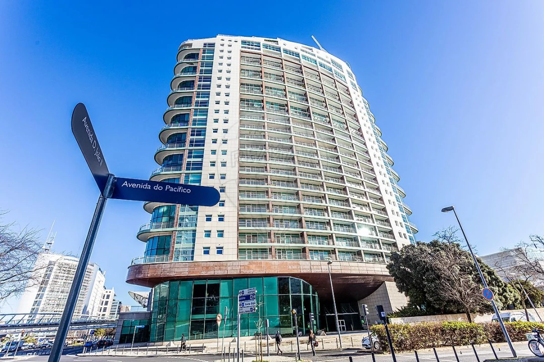 Apartamento T1 para Arrendamento em Parque das Nações Foto 30