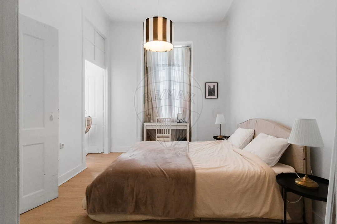 Apartamento T2 para Venda em Misericórdia Foto 5