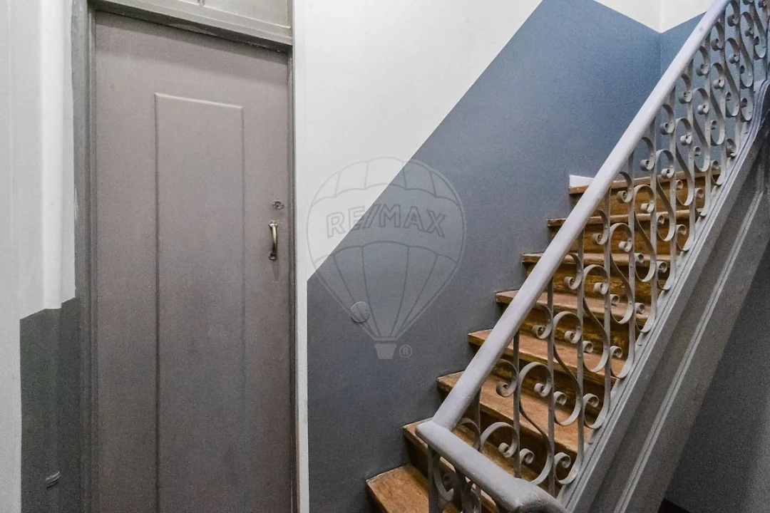 Apartamento T2 para Venda em Misericórdia Foto 16