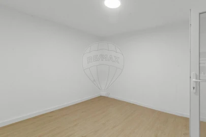 Apartamento T1 para Venda em Misericórdia