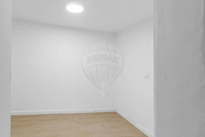 Apartamento T1 para Venda em Misericórdia