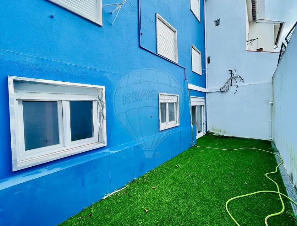 Apartamento T3 para Venda em São Domingos de Rana Foto 6