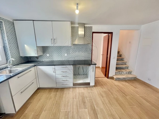 Apartamento T3 para Venda em São Domingos de Rana Foto 12