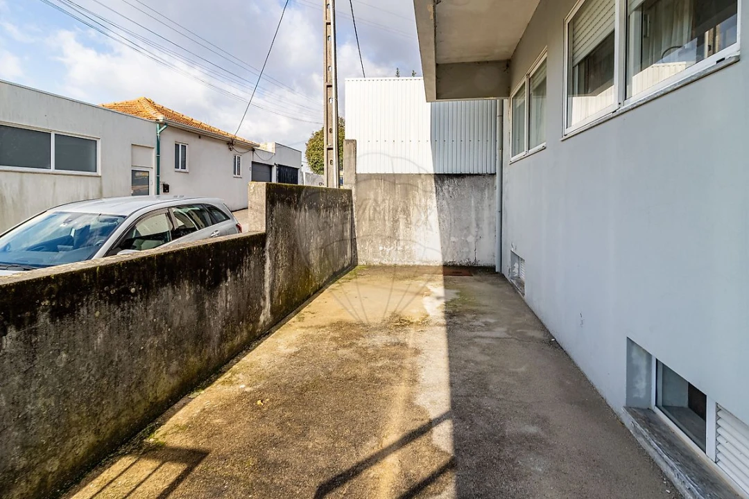 Apartamento T2 para Venda em Grijó e Sermonde Foto 22