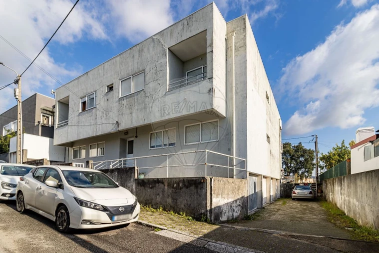 Apartamento T2 para Venda em Grijó e Sermonde Foto 21