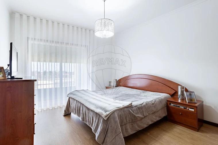 Apartamento T2 para Venda em Grijó e Sermonde Foto 15