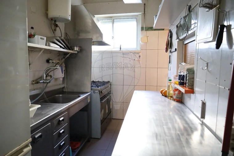 Negócio para Venda em Carregado e Cadafais Foto 2