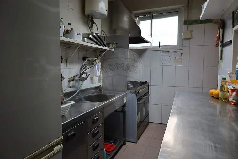 Negócio para Venda em Carregado e Cadafais Foto 3