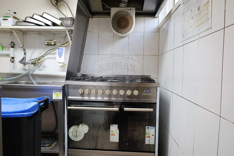 Negócio para Venda em Carregado e Cadafais Foto 4