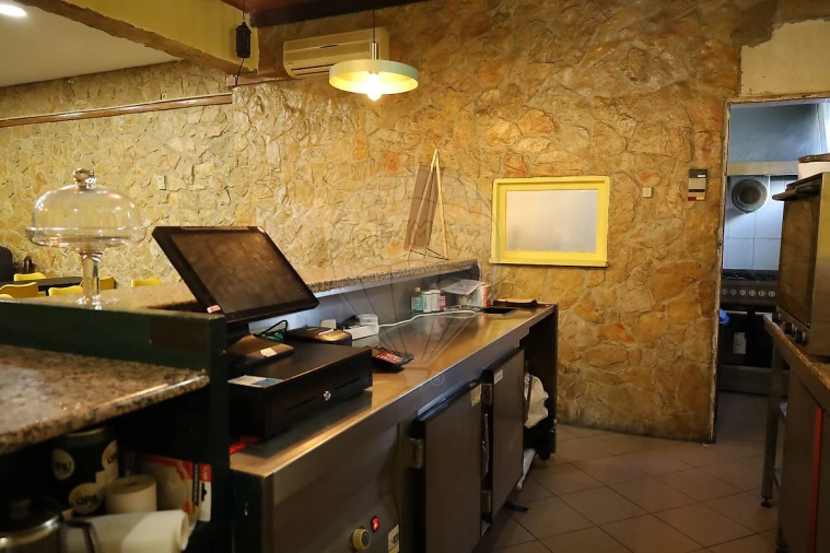 Negócio para Venda em Carregado e Cadafais Foto 16