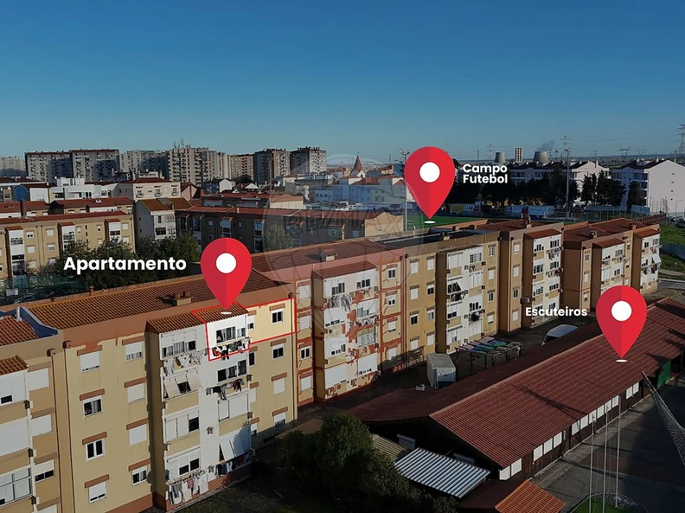 Apartamento T3 para Venda em Carregado e Cadafais Foto 33