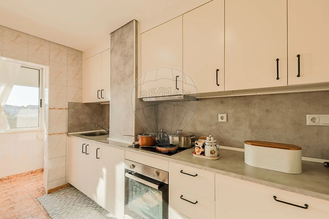 Apartamento T3 para Venda em Carregado e Cadafais Foto 20