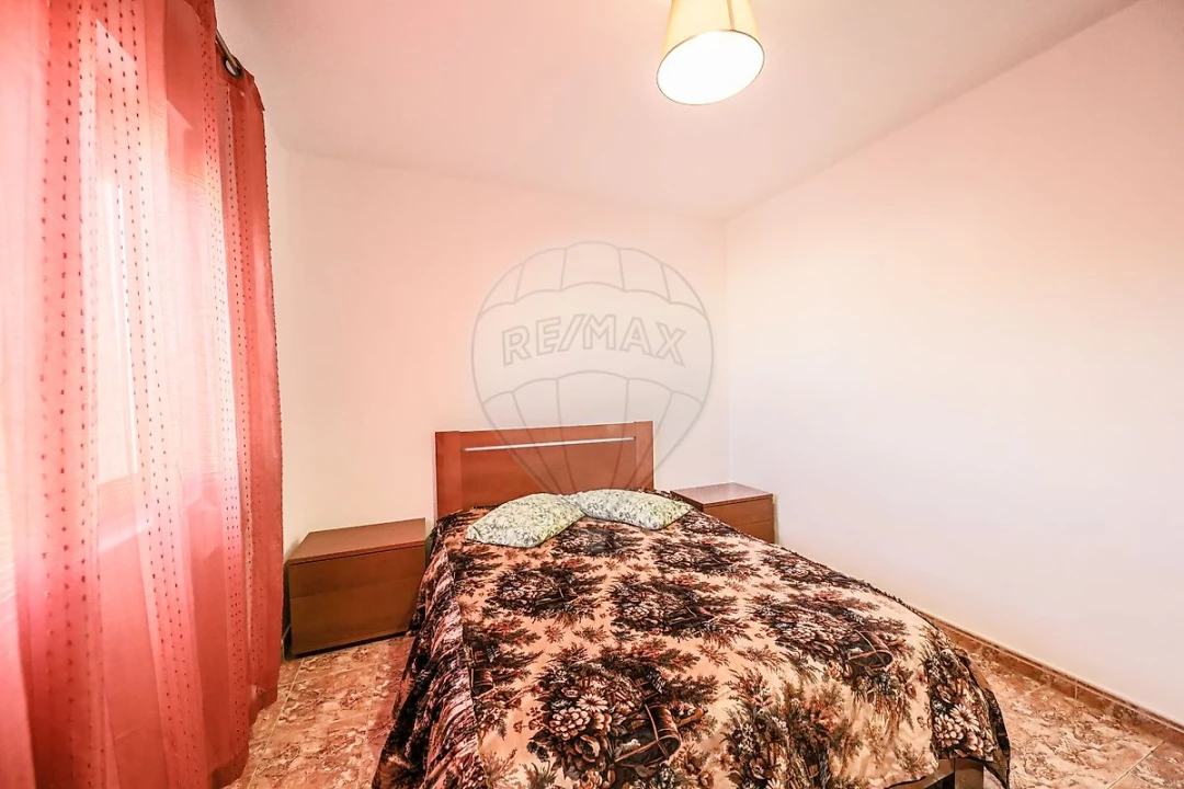 Apartamento T3 para Venda em Carregado e Cadafais Foto 24