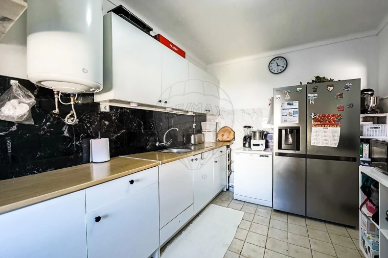 Moradia T3 para Venda em Abrigada e Cabanas de Torres